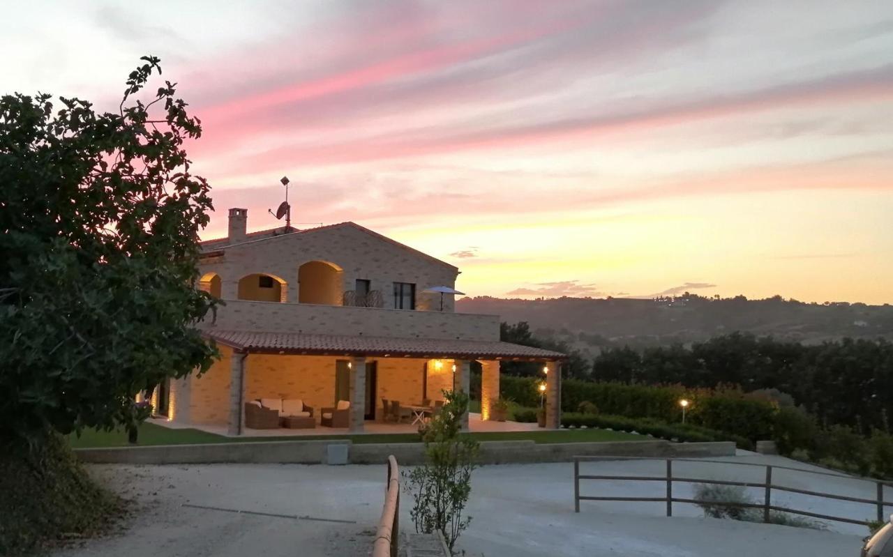 B&B Casalfarano Cupra Marittima Εξωτερικό φωτογραφία