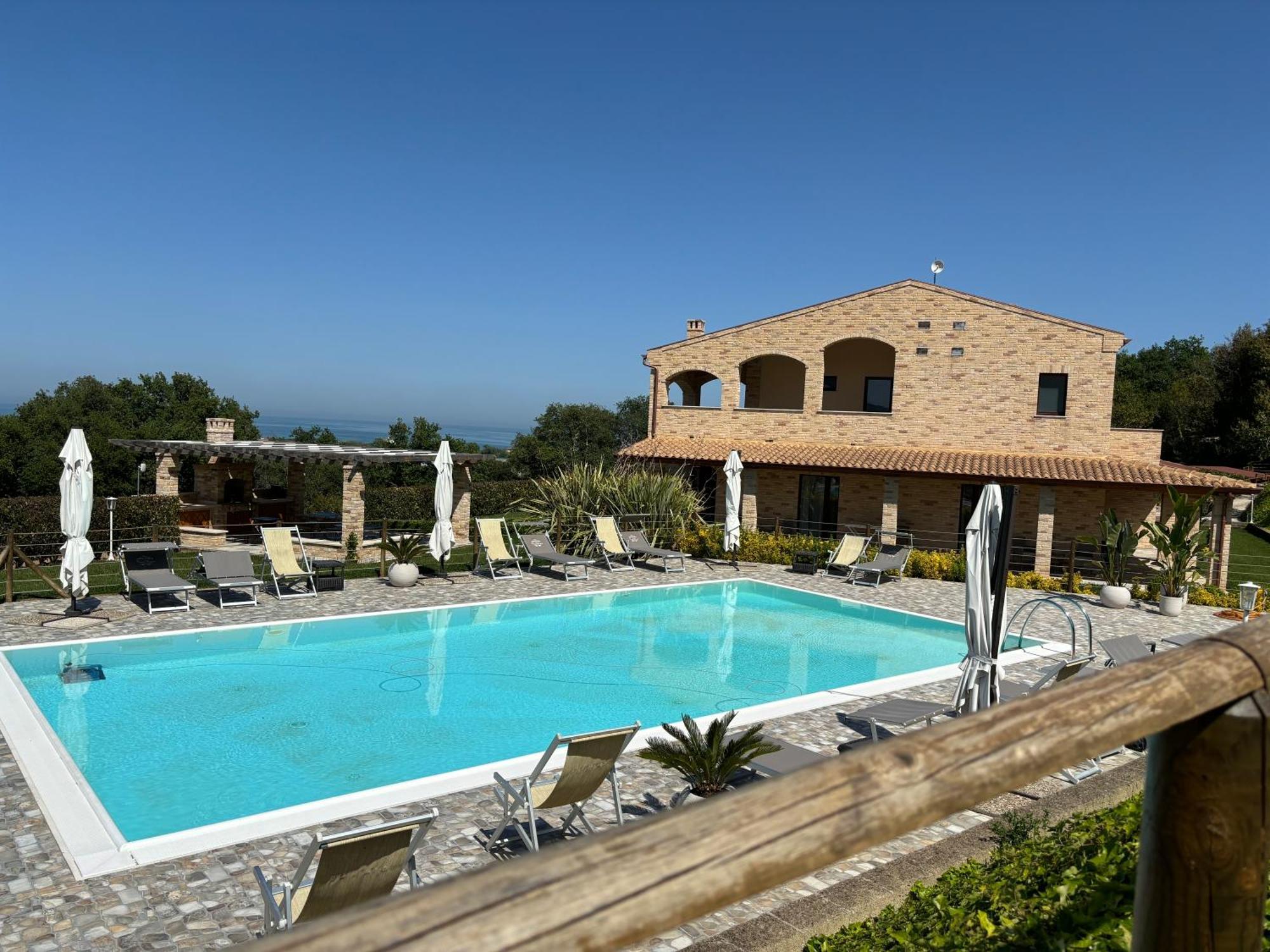 B&B Casalfarano Cupra Marittima Εξωτερικό φωτογραφία