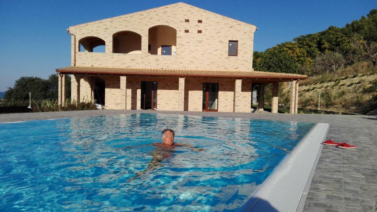 B&B Casalfarano Cupra Marittima Εξωτερικό φωτογραφία